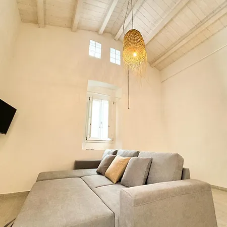 Kalma Lux - Sant Efisio Lofts Apartment