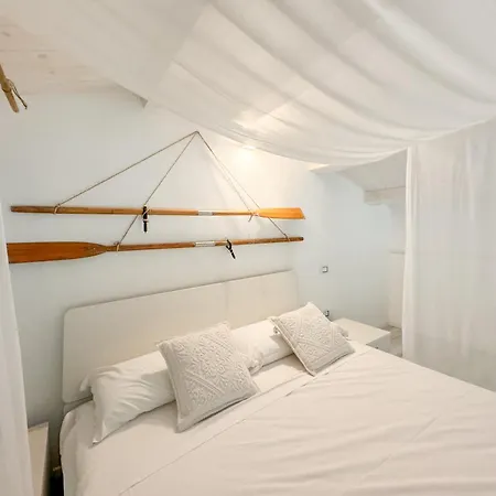 Kalma Lux - Sant Efisio Lofts شقة