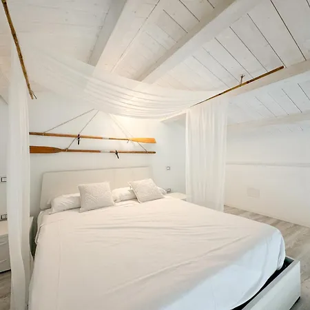 아파트 Kalma Lux - Sant Efisio Lofts 칼리아리